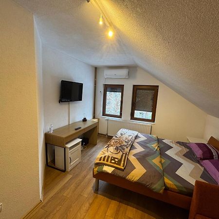 Villa Alpina Brezovica Exterior foto